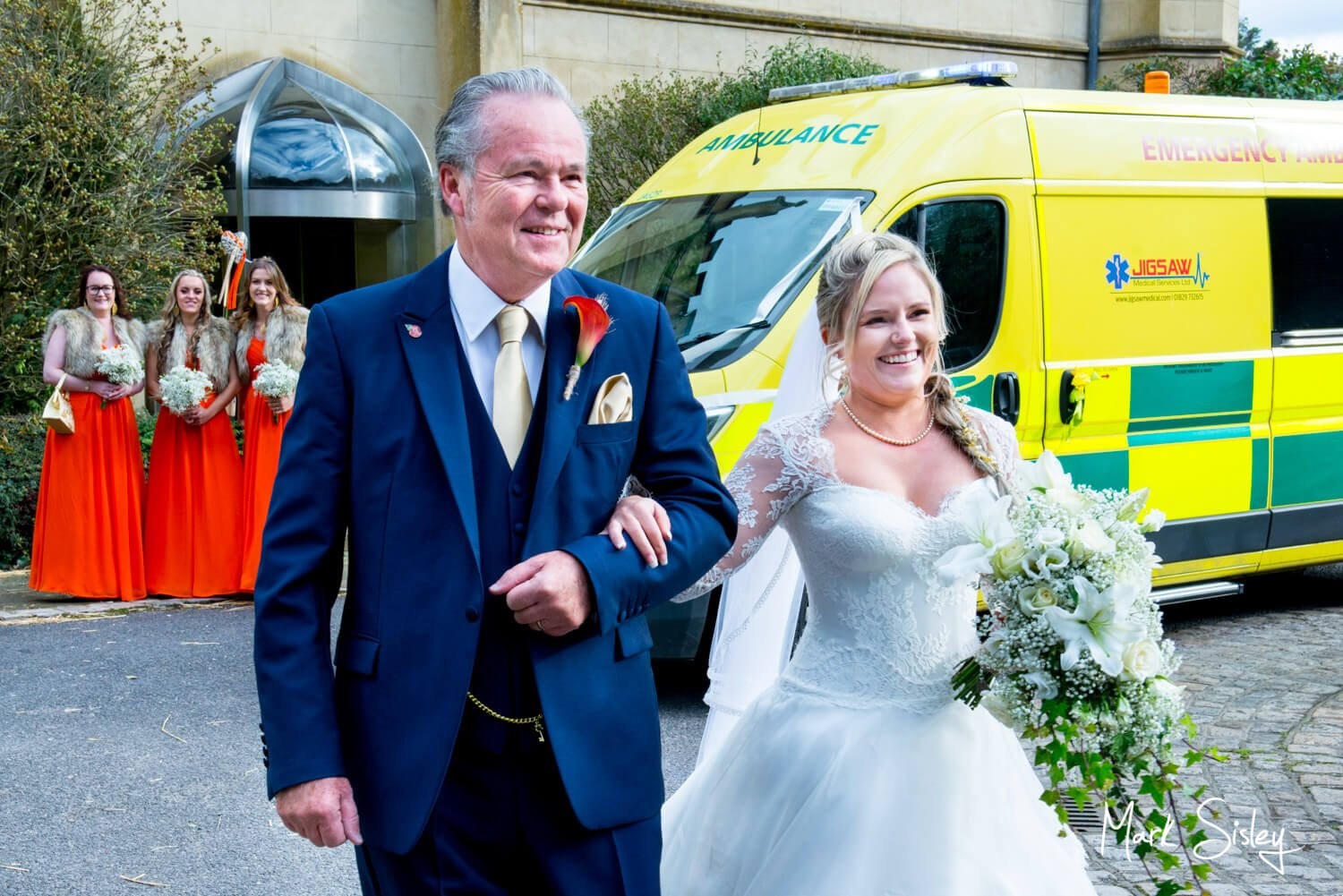 Bride & her father at her Missenden Abbey autumn wedding