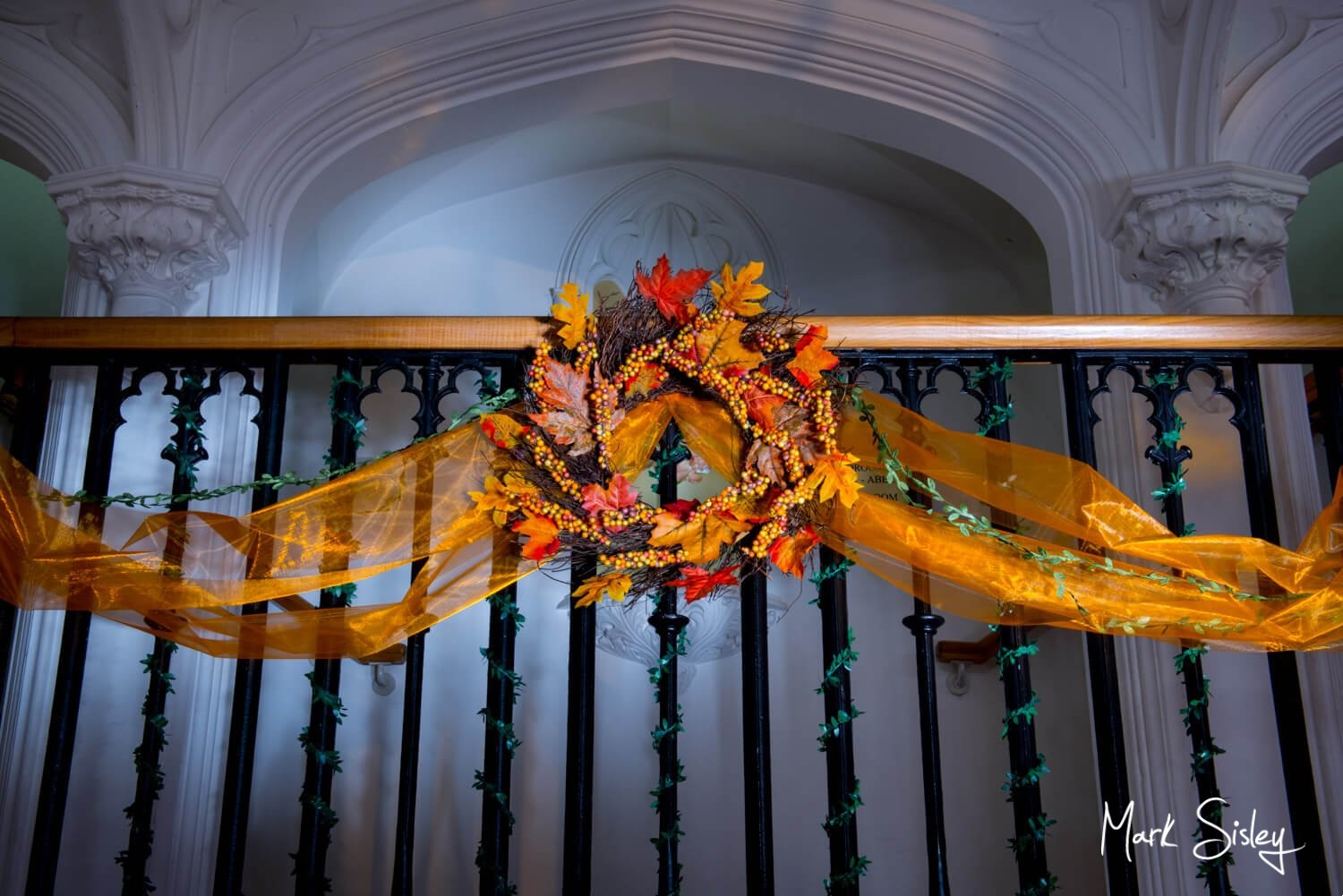Missenden Abbey autumn wedding details