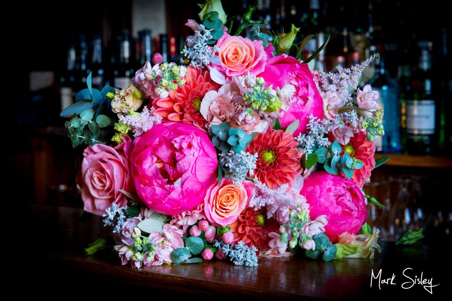 Hartwell House wedding pictures of the bride's bouquet