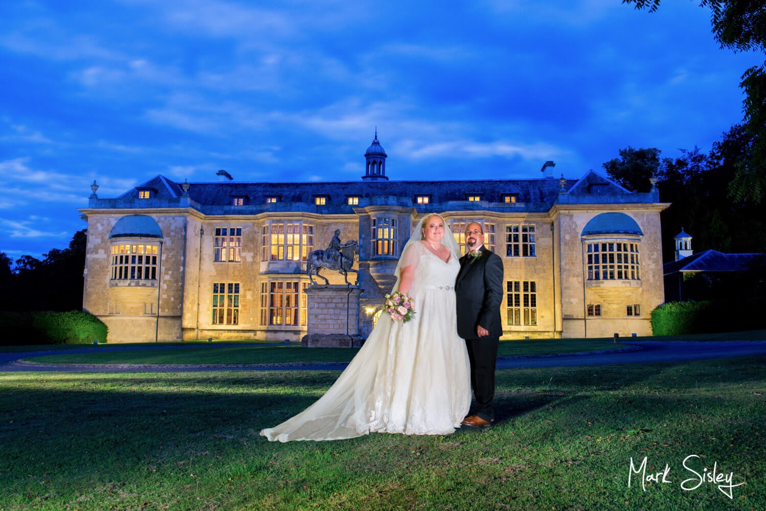 Hartwell House autumn wedding photography under dusky skies