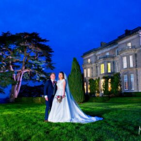 Hedsor House wedding photographs of the newlyweds at dusk
