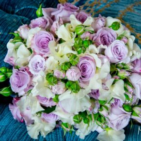 Cliveden House wedding photography - an amazingly vibrant bridal bouquet  